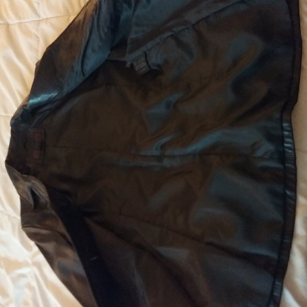 Leather Jacket - Picture 5 of 6